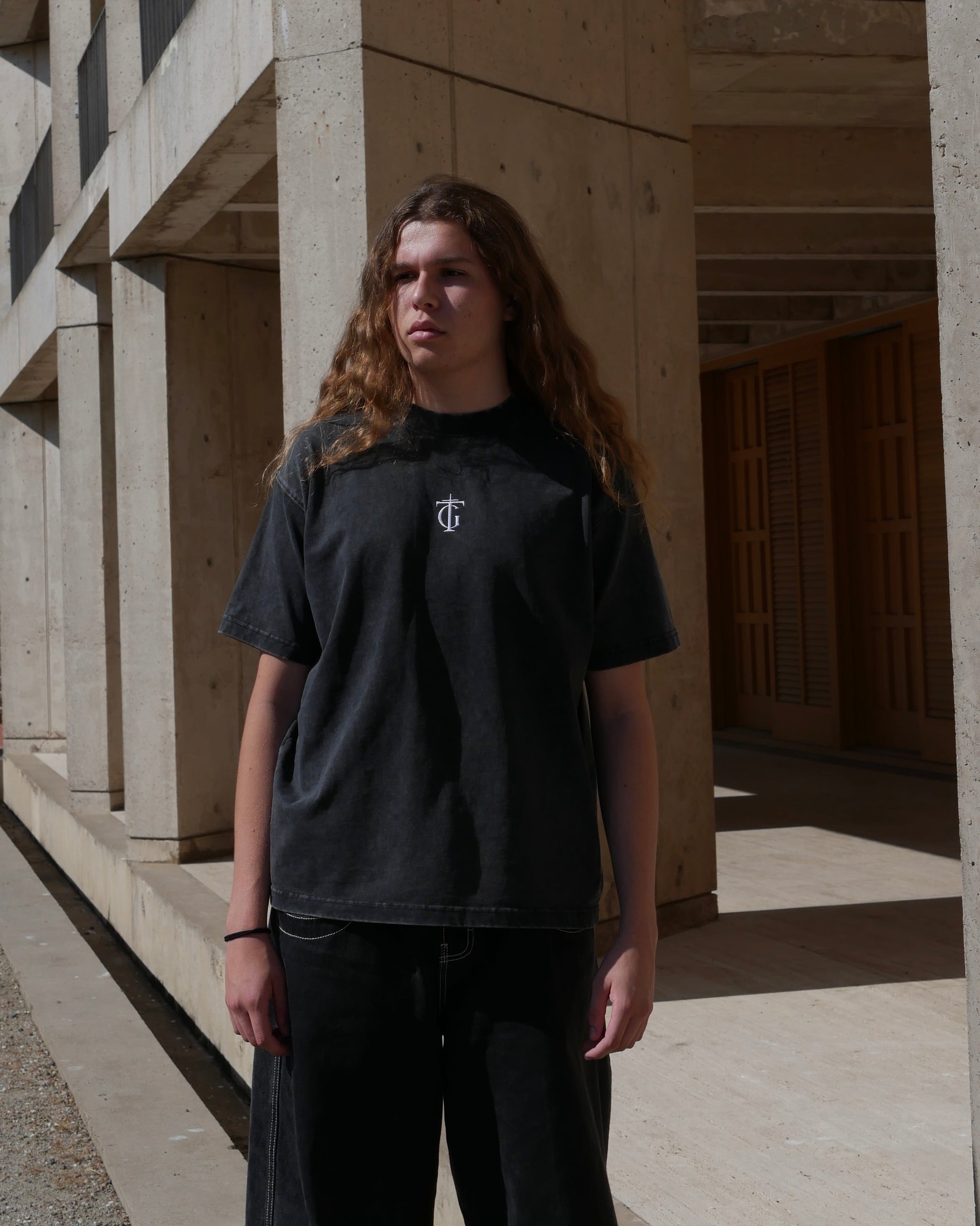 SUPER OVERSIZED TEE WHATS YOUR VICE